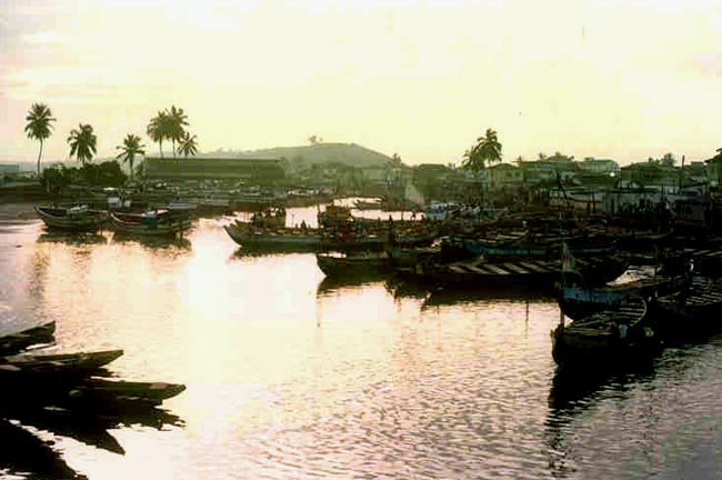 Canoes on the Benya, Elmina