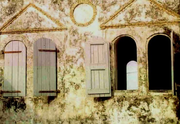 Elmina Castle. The windows of the Dutch chapel seen from the female slaves courtyard, 2001